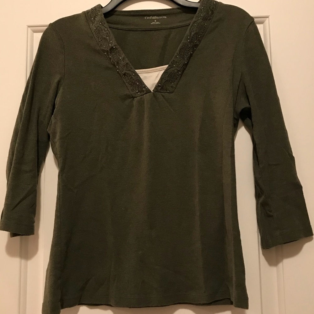 3/4 sleeve beaded shirt